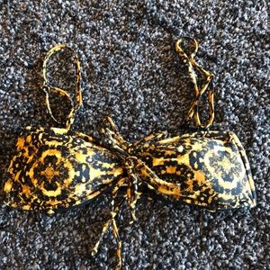 Rvca bandeau style bikini top